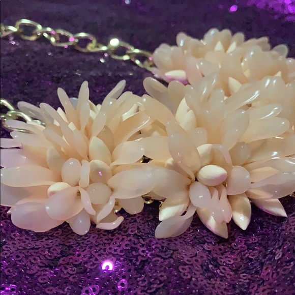 Pink Floral Statement Necklace - Picture 3 of 8